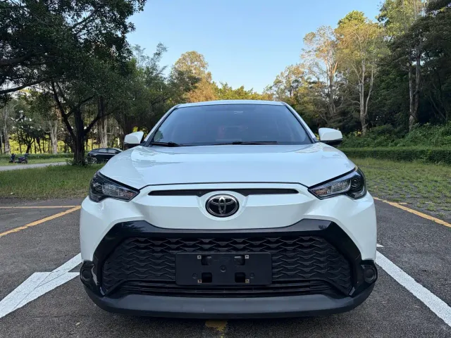 Toyota Frontlander — Фото автомобиля 2