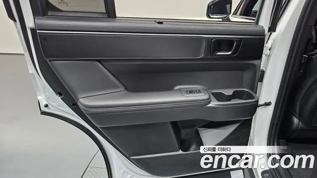 Hyundai Santafe Santa Fe (MX5) Бензин 2.5T 2WD — Фото автомобиля 20