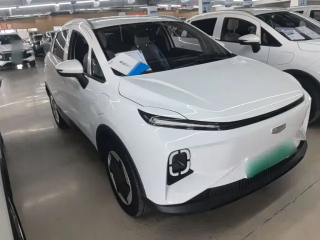 Geely Geometry E Firefly — Фото автомобиля 3