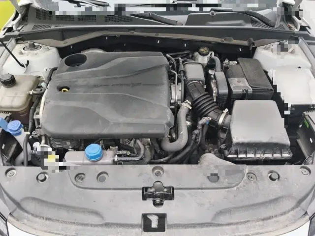 Changan Eado — Фото автомобиля 10