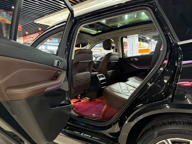 BMW X5 — Фото автомобиля 4