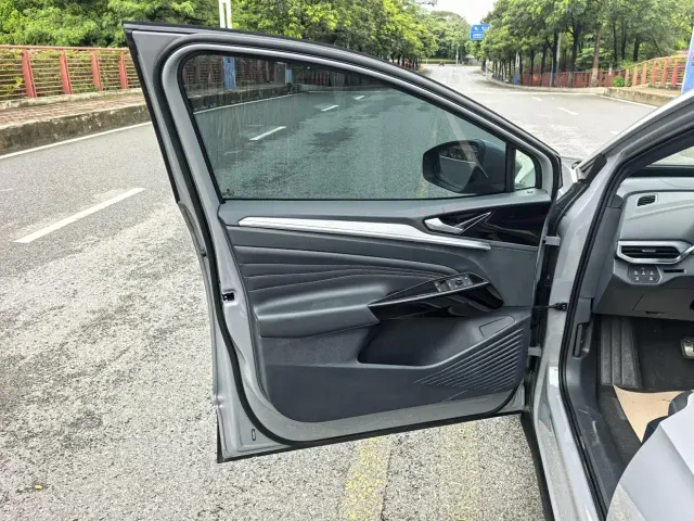 Volkswagen ID.4 Crozz — Фото автомобиля 4