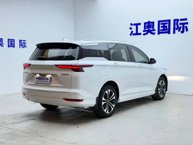 Wuling Victory — Фото автомобиля 19