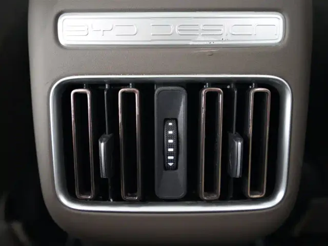 BYD Song Pro — Фото автомобиля 14
