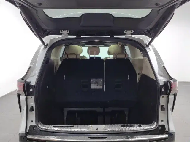 Toyota Sienna — Фото автомобиля 16