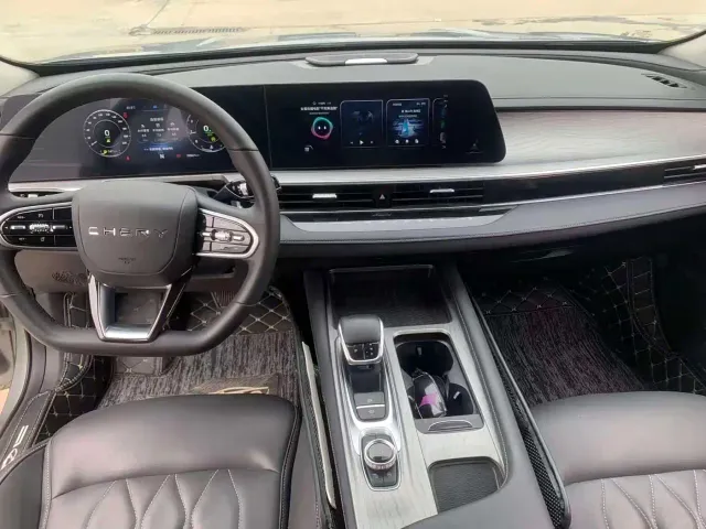 Chery Arrizo 8 — Фото автомобиля 10