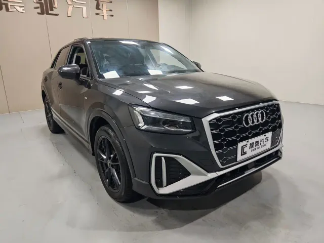 Audi Q2L — Фото автомобиля 3