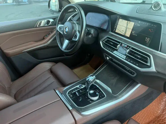 BMW X5 — Фото автомобиля 8