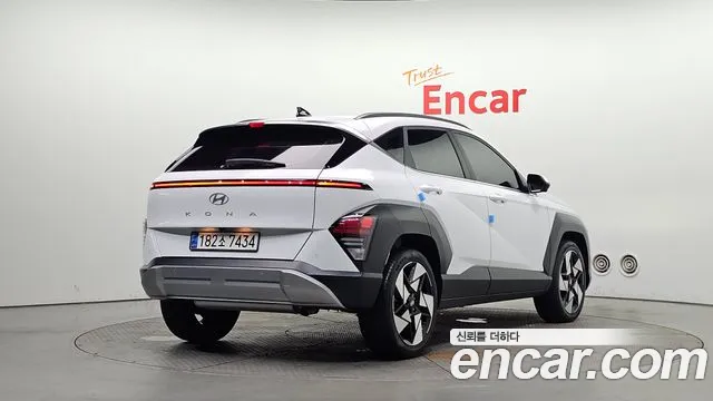 Hyundai Kona SX2 — Фото автомобиля 2