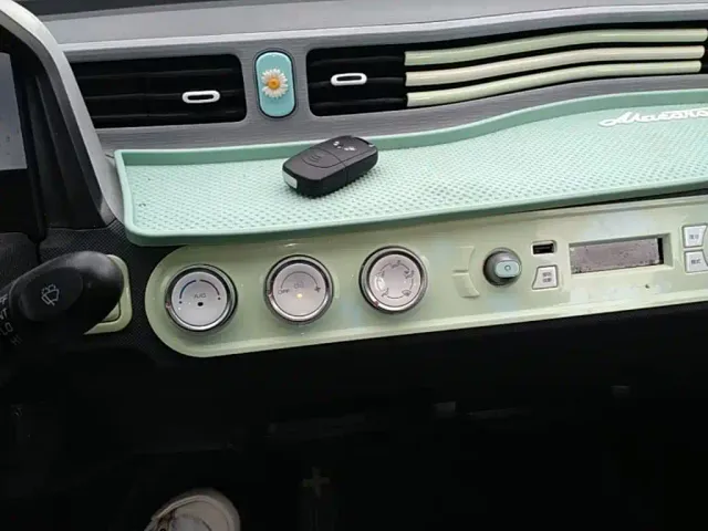 Wuling Hongguang Mini EV — Фото автомобиля 12