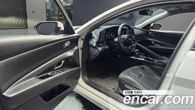 Hyundai AVANTE Новый Avante (CN7) — Фото автомобиля 9