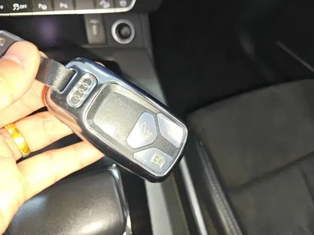Audi Q5L Sportback — Фото автомобиля 8