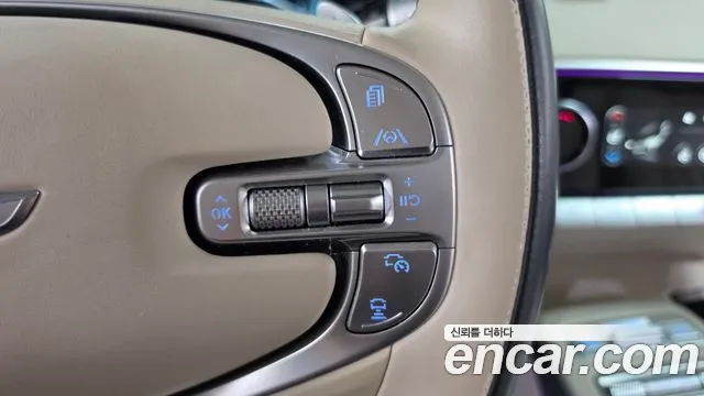 Genesis GV70 — Фото автомобиля 21