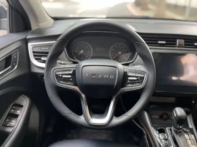 Roewe RX3 — Фото автомобиля 15