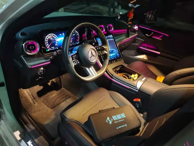 Mercedes-Benz C-Class — Фото автомобиля 6