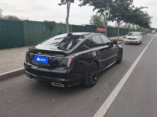 Cadillac CT5 — Фото автомобиля 3