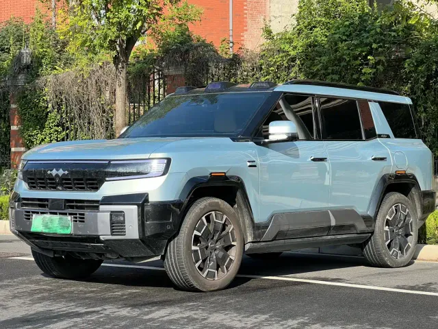 Фотография автомобиля — BYD FangChengBao Leopard 8