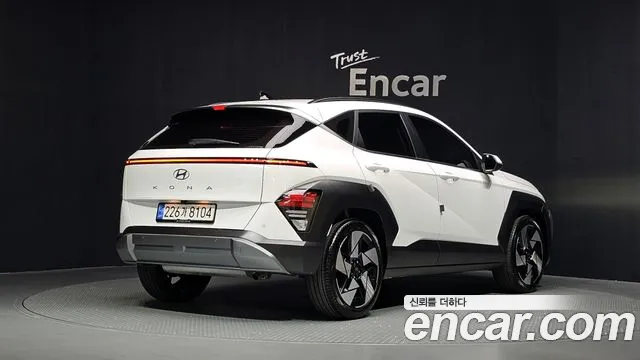 Hyundai Kona SX2 — Фото автомобиля 2