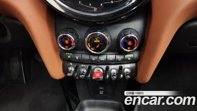 Mini Cooper Convertible — Фото автомобиля 28