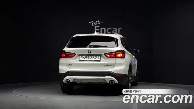 BMW X1 — Фото автомобиля 4