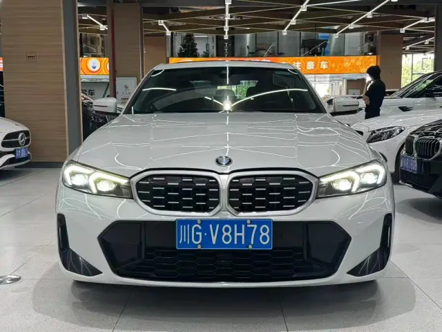 BMW 3 Series — Фото автомобиля 3