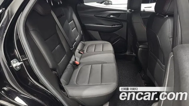 Chevrolet Trailblazer — Фото автомобиля 11