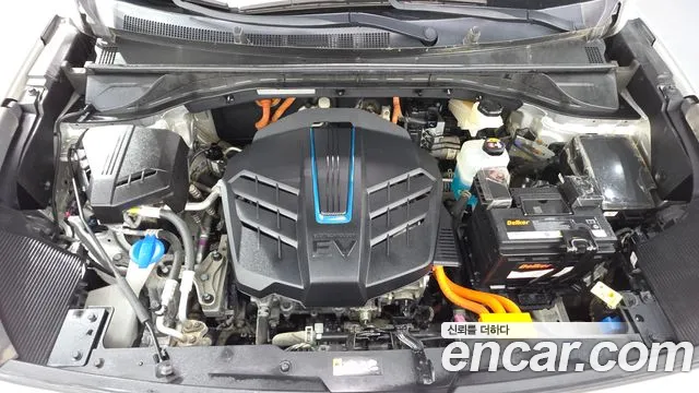 Kia Niro — Фото автомобиля 9
