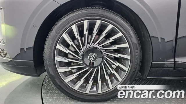Hyundai Grandeur GN7 — Фото автомобиля 5