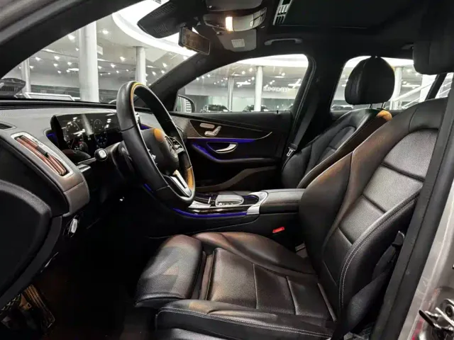 Mercedes-Benz EQC — Фото автомобиля 10