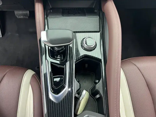 Geely Xingyue L — Фото автомобиля 13