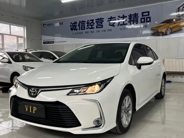 Фотография автомобиля — Toyota Corolla