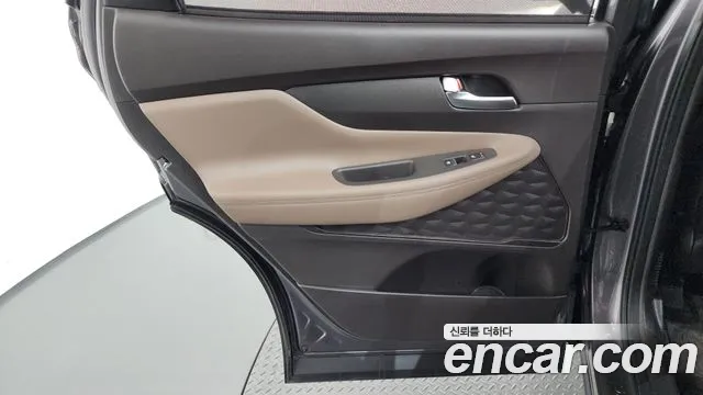Hyundai Santa Fe Santa Fe (New) — Фото автомобиля 25