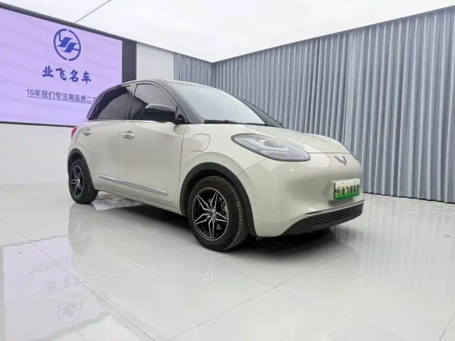 Wuling Bingo — Фото автомобиля 3