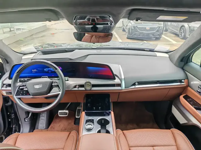 Cadillac Vistiq — Фото автомобиля 7