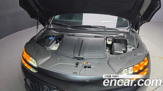 Genesis GV60 — Фото автомобиля 5