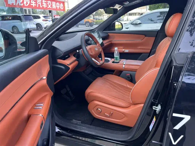 Changan Qiyuan Q07 — Фото автомобиля 4