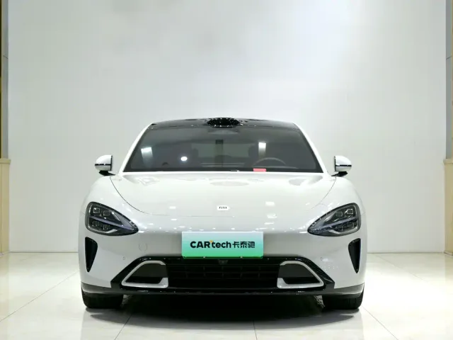 Xiaomi SU7 — Фото автомобиля 2