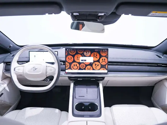 Dongfeng eπ 007 — Фото автомобиля 19