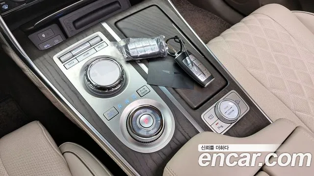 Genesis GV80 2.5T Бензин AWD — Фото автомобиля 6