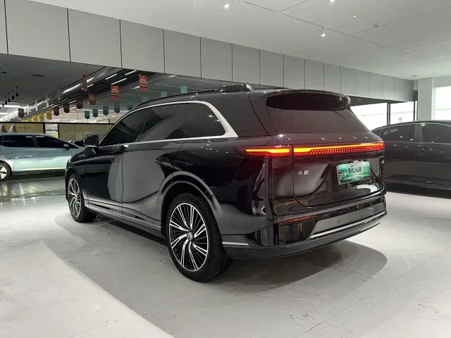 Xpeng G9 — Фото автомобиля 8