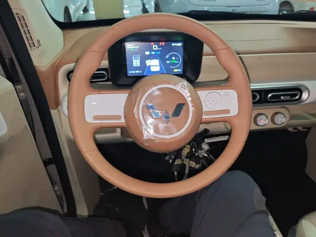 Wuling Hongguang Mini EV — Фото автомобиля 10