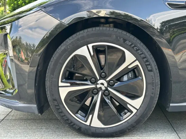 Nio ET5 Touring — Фото автомобиля 13