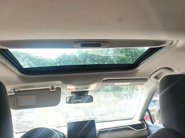 Toyota RAV4 — Фото автомобиля 17