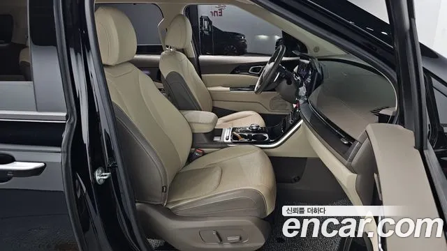 Kia Carnival 4th Gen — Фото автомобиля 16