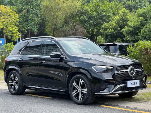 Mercedes-Benz GLE-Class — Фото автомобиля 3