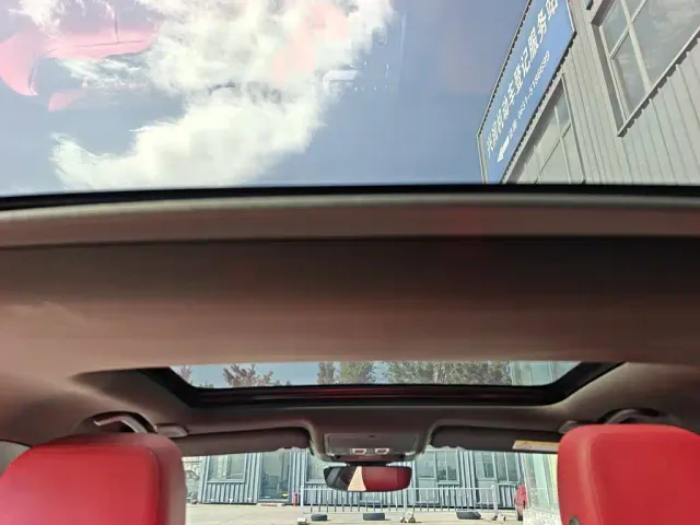 Jaguar XEL — Фото автомобиля 16