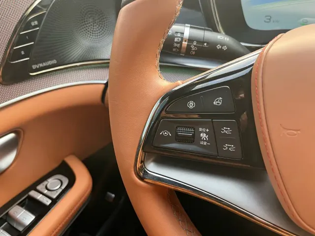 BYD Han — Фото автомобиля 30