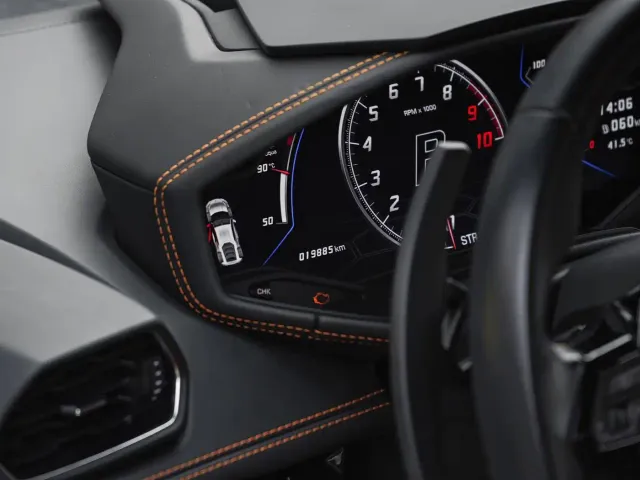 Lamborghini Huracan — Фото автомобиля 10