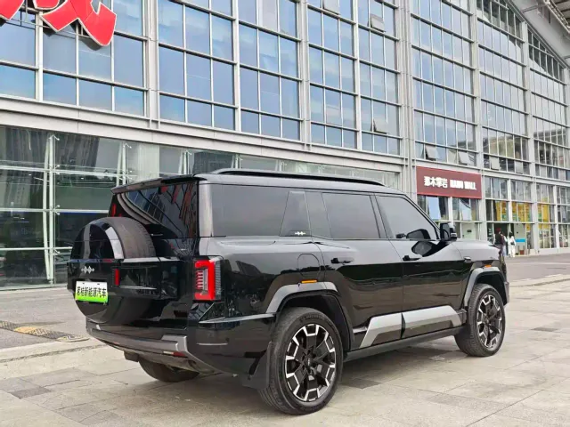 BYD FangChengBao Leopard 8 — Фото автомобиля 5
