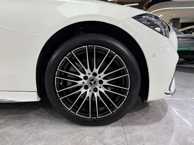 Mercedes-Benz C-Class — Фото автомобиля 12